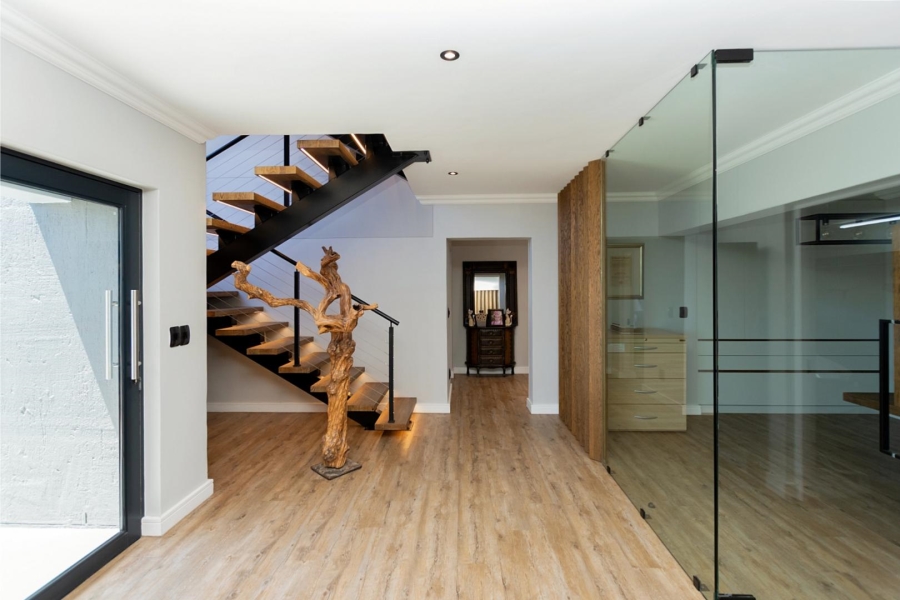 3 Bedroom Property for Sale in Calypso Beach Western Cape